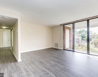 786 Quince Orchard Boulevard - Photo Thumbnail 11
