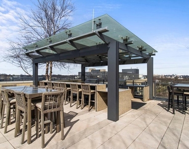 8300 Wisconsin Avenue - Photo Thumbnail 18