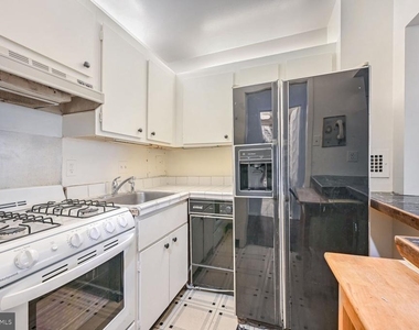 5500 Friendship Boulevard - Photo Thumbnail 6