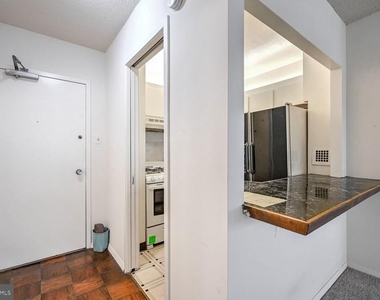 5500 Friendship Boulevard - Photo Thumbnail 3