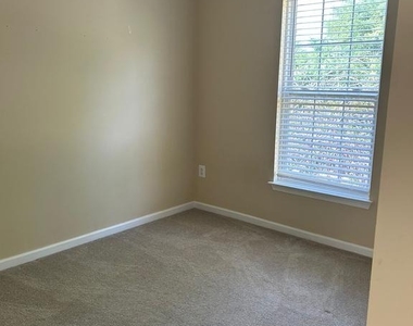 8718 Belleau Court - Photo Thumbnail 4