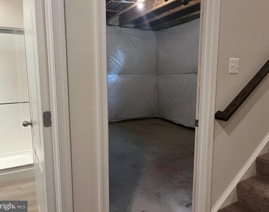 1726 Evansberry Dr - Photo Thumbnail 15