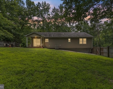 12418 Red Rock Court - Photo Thumbnail 20