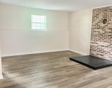 380 Sollers Wharf Road - Photo Thumbnail 16
