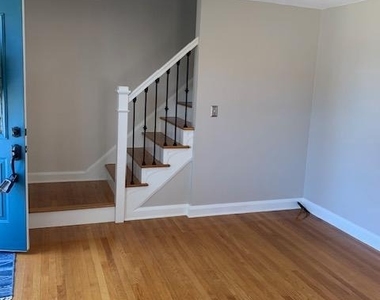 30 Sipple Avenue - Photo Thumbnail 2