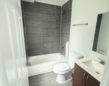 1046 W Lombard Street - Photo Thumbnail 3
