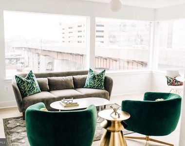 415 Saint Paul Street - Photo Thumbnail 6
