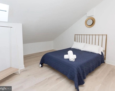 415 Saint Paul Street - Photo Thumbnail 8