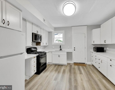 3009 Mcelderry Street - Photo Thumbnail 13