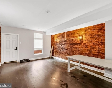 3009 Mcelderry Street - Photo Thumbnail 4