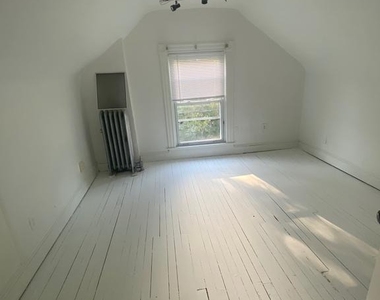 421 E Lake Avenue - Photo Thumbnail 20