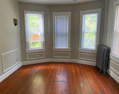 421 E Lake Avenue - Photo Thumbnail 3
