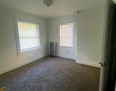 421 E Lake Avenue - Photo Thumbnail 19