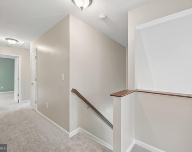 713 Mimosa Cove Road - Photo Thumbnail 37