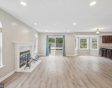 713 Mimosa Cove Road - Photo Thumbnail 19