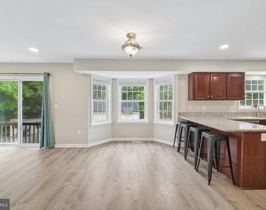 713 Mimosa Cove Road - Photo Thumbnail 23