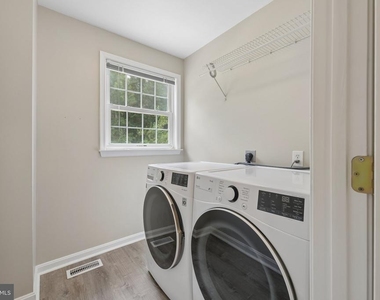 713 Mimosa Cove Road - Photo Thumbnail 71