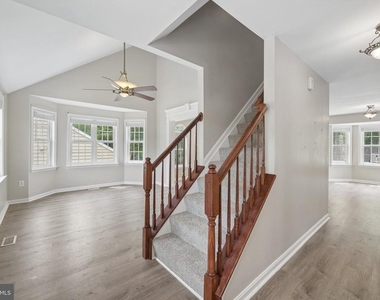 713 Mimosa Cove Road - Photo Thumbnail 13