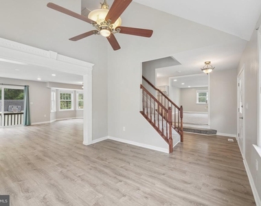 713 Mimosa Cove Road - Photo Thumbnail 18