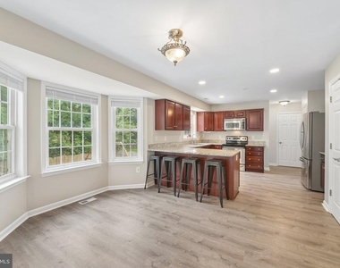 713 Mimosa Cove Road - Photo Thumbnail 24