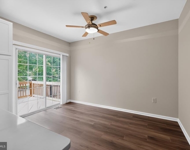 2434 Sandwich Court - Photo Thumbnail 9