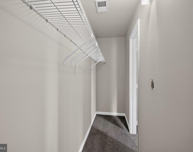 2434 Sandwich Court - Photo Thumbnail 15