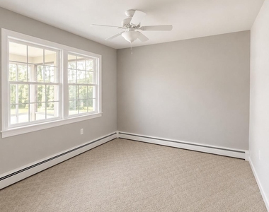 903 Janeka Lane - Photo Thumbnail 7