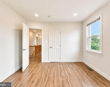 2851 Robinson Place Se - Photo Thumbnail 16