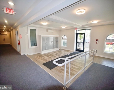 220 Hamilton Street Nw - Photo Thumbnail 7