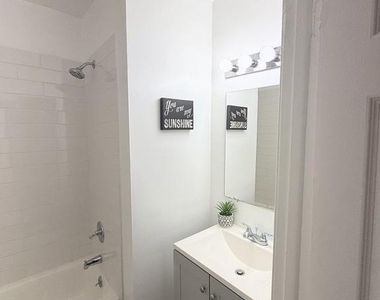 1345 1st Street Nw - Photo Thumbnail 11