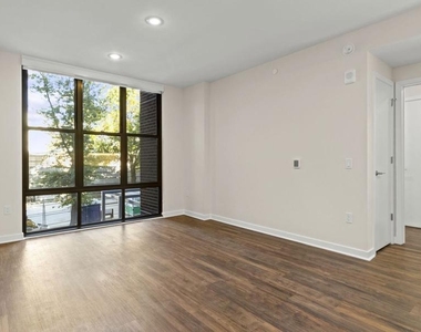 4000 Wisconsin Avenue Nw - Photo Thumbnail 40