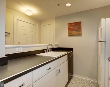 1807 California Street Nw - Photo Thumbnail 3