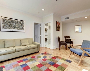 1807 California Street Nw - Photo Thumbnail 9
