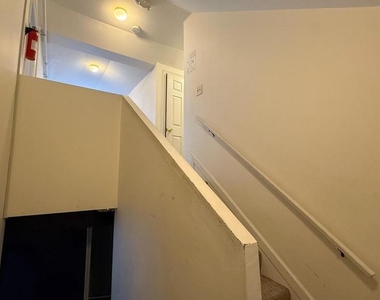 5212 Astor Place Se - Photo Thumbnail 17
