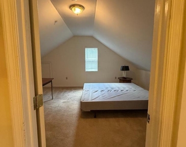 5212 Astor Place Se - Photo Thumbnail 62