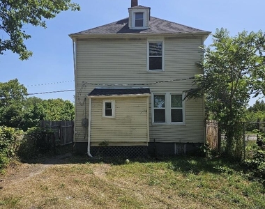 7733 E Forest Avenue - Photo Thumbnail 12