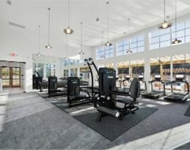 708 Longleaf Grove Lane - Photo Thumbnail 16