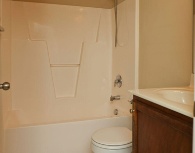 8843 Thornton Town Place - Photo Thumbnail 16