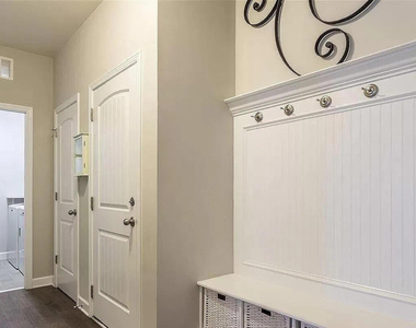 1743 Grandmaster Way - Photo Thumbnail 11