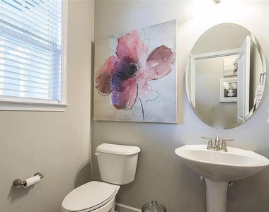 1743 Grandmaster Way - Photo Thumbnail 17