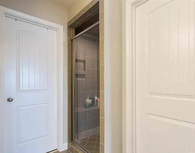 1743 Grandmaster Way - Photo Thumbnail 25