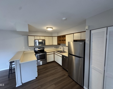 361 Summerwalk Circle - Photo Thumbnail 7