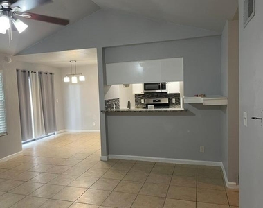 16024 Windermere Dr - Photo Thumbnail 1
