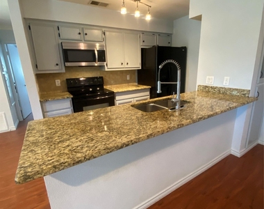 10616 Mellow Meadows Dr Mdws - Photo Thumbnail 31