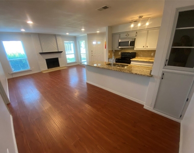 10616 Mellow Meadows Dr Mdws - Photo Thumbnail 7