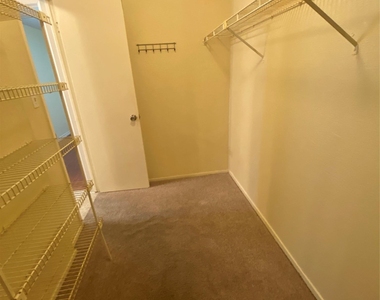 10616 Mellow Meadows Dr Mdws - Photo Thumbnail 28