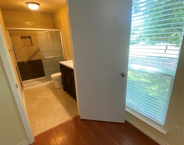 10616 Mellow Meadows Dr Mdws - Photo Thumbnail 22