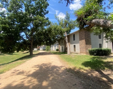 10616 Mellow Meadows Dr Mdws - Photo Thumbnail 37