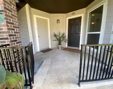 10616 Mellow Meadows Dr Mdws - Photo Thumbnail 1