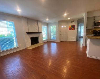 10616 Mellow Meadows Dr Mdws - Photo Thumbnail 11